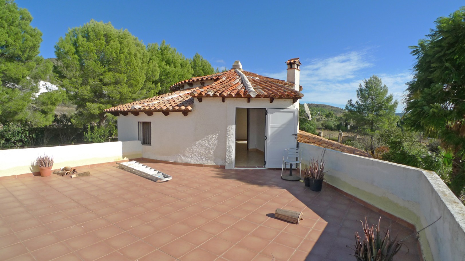 Villa in Jalon for sale in Alicante Costa Blanca Spain SGVSV4463