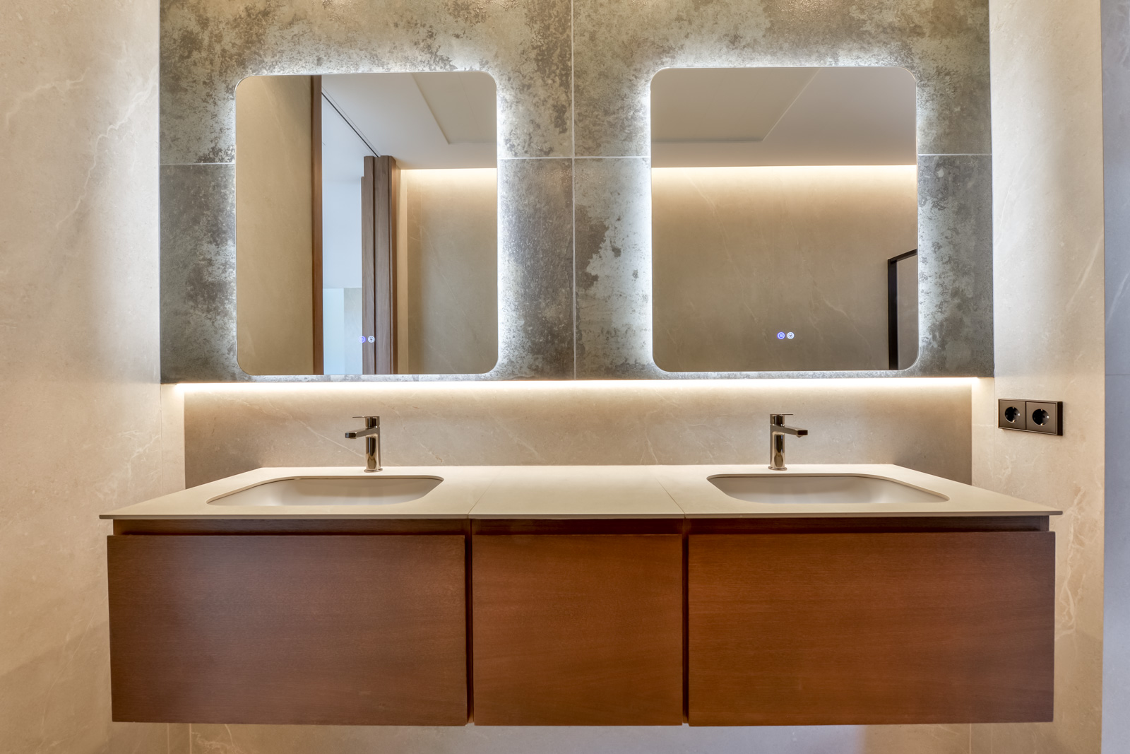 DSV24949 - For Sale. Villa in Altea