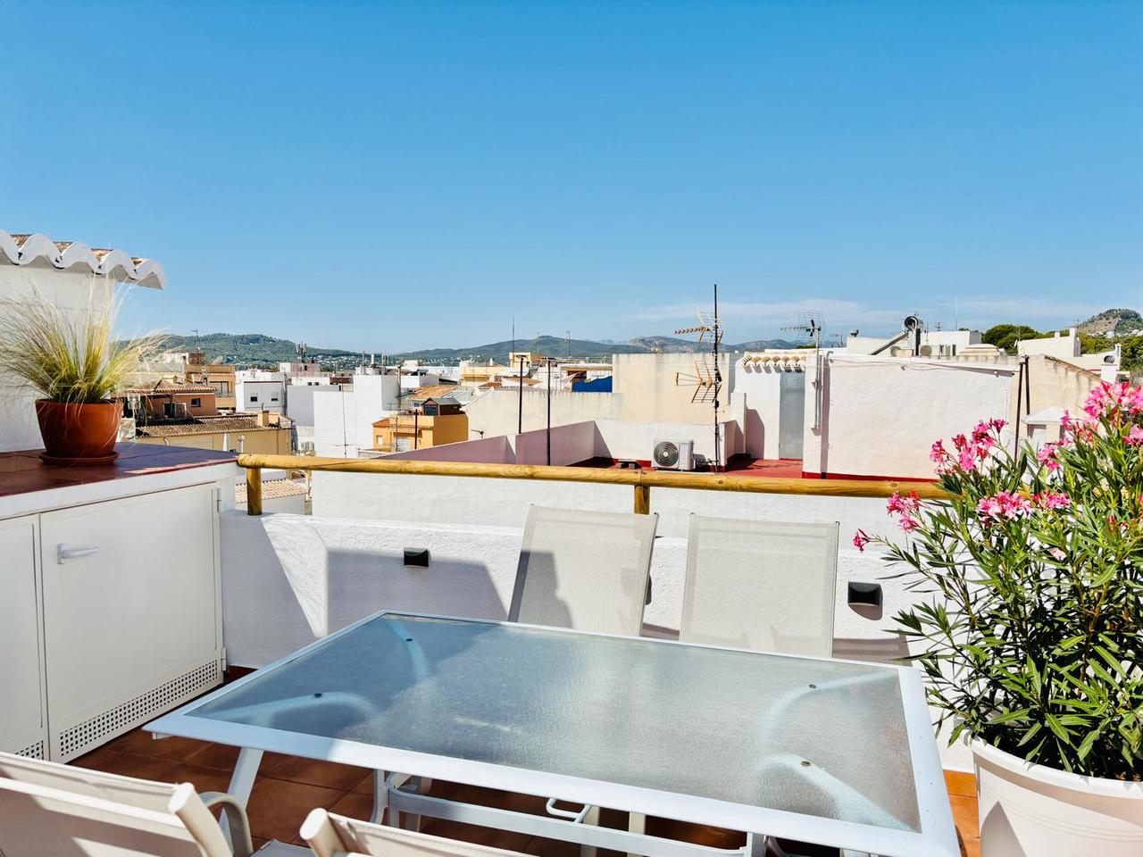 Apartment in Javea - Image 3