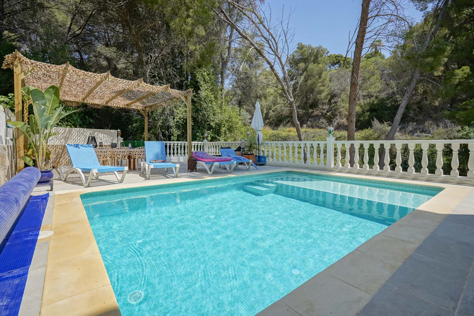 Villa in Benissanet - Image 4