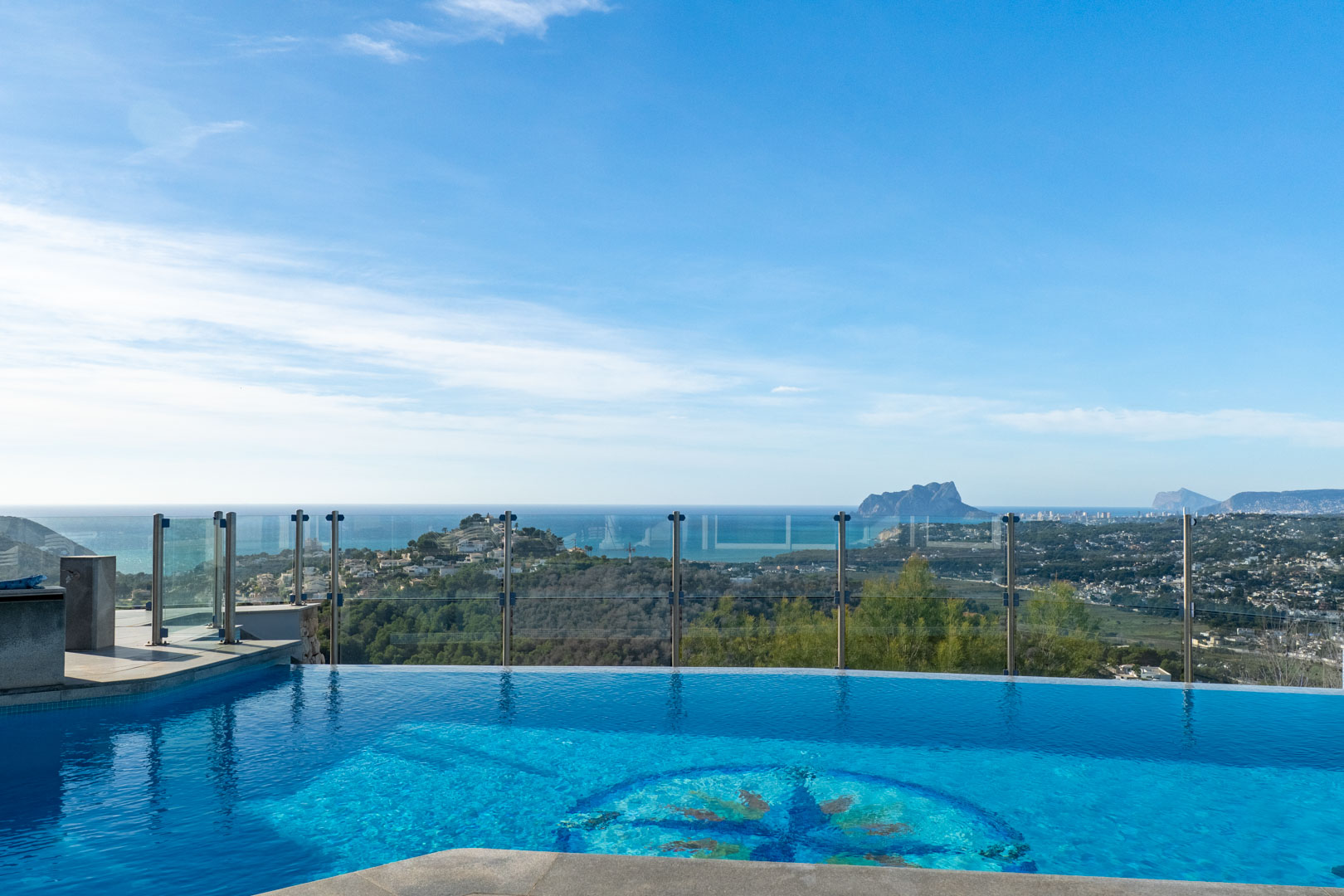 Villa in Moraira - view 1