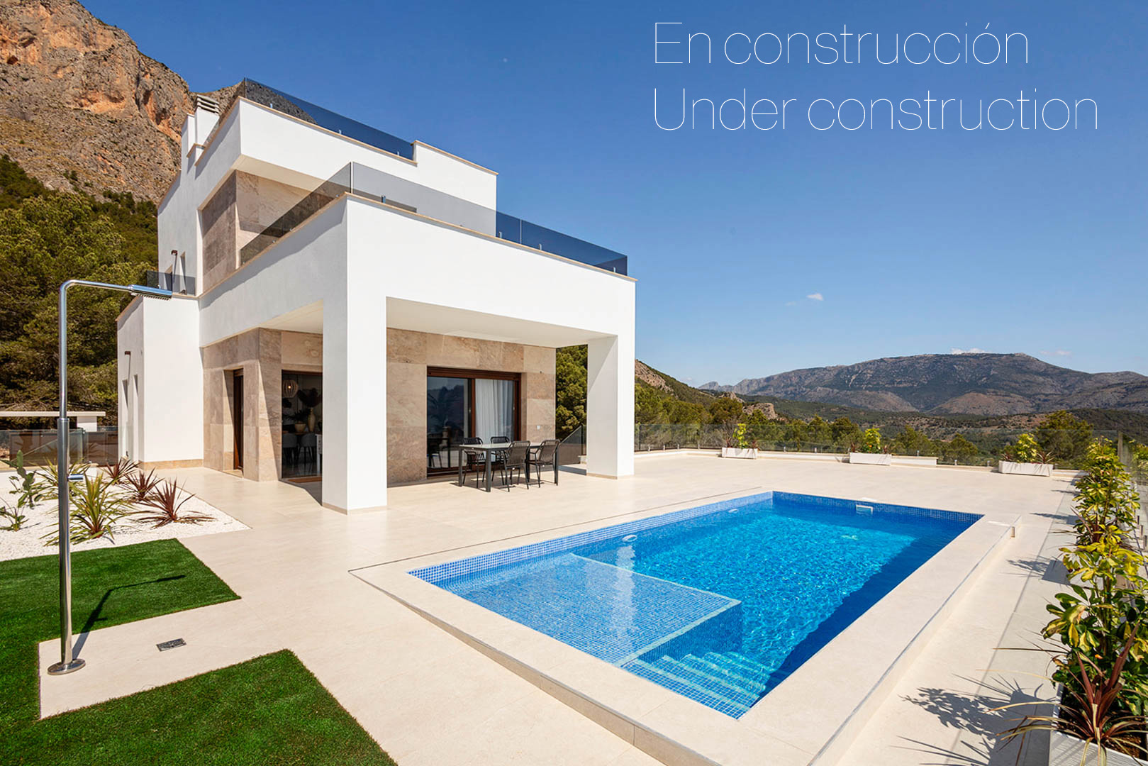 Villa in Calp - view 1