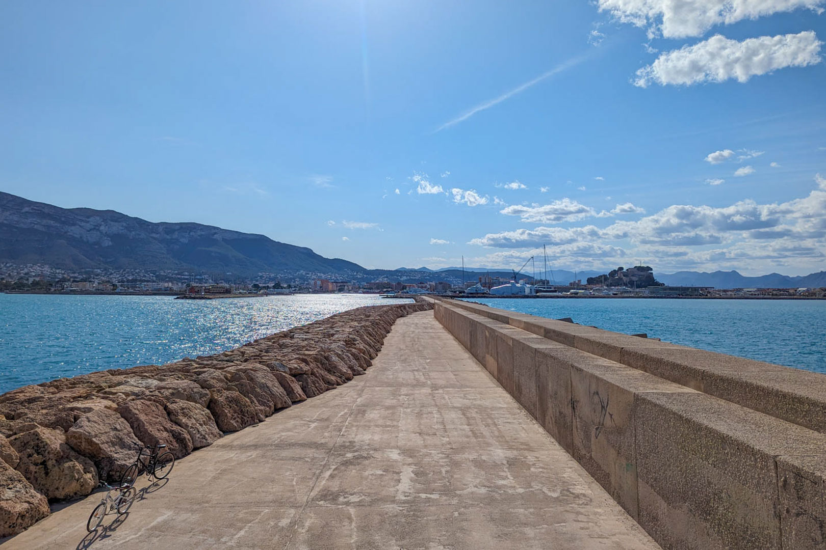 Venta. Apartamento en Denia