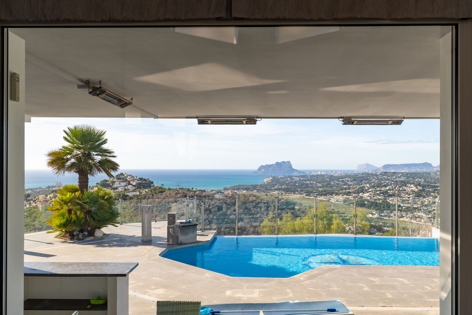 Villa in Moraira - Image 3