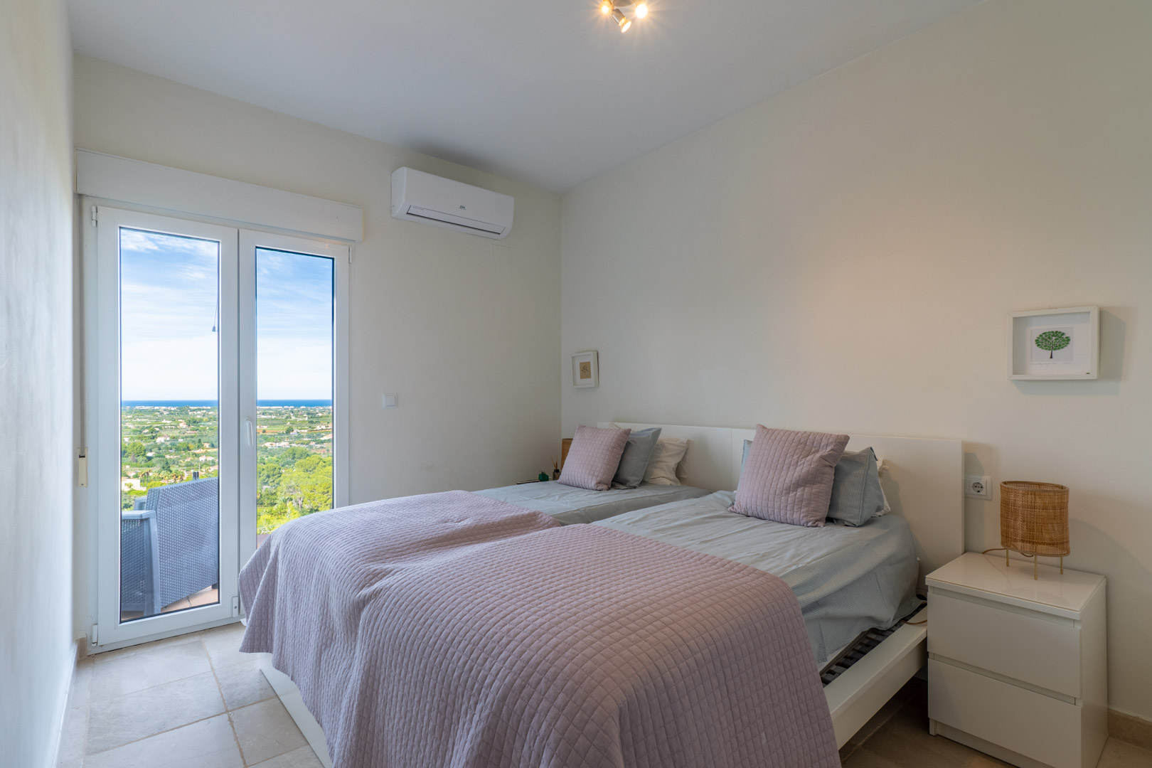 Venta. Chalet/Villa en Pedreguer